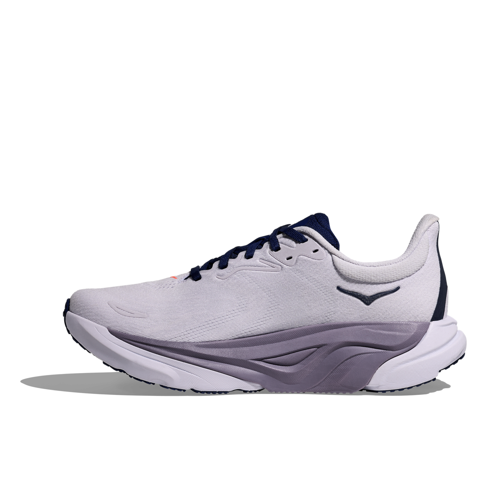 Women's Arahi 8