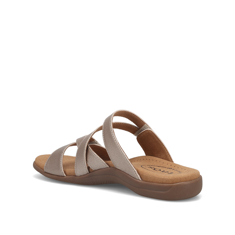 Double U Leather Slide Sandal