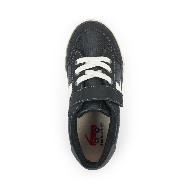 Connor Youth Sneakers (SNY130U)