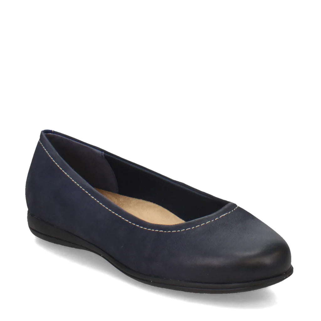 Darcey Dress Flat